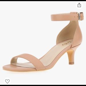Size 7.5 nude 2 in heels
